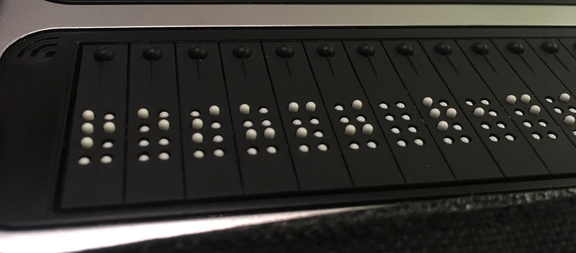braille displaying